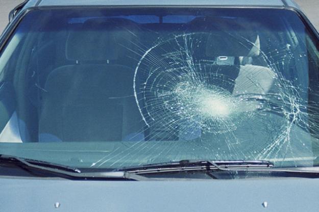 Seguro automóvel – reveja a quebra de vidros