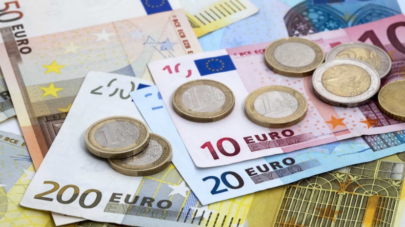 Portugal entre os 13 Estados-membros com salários mínimos abaixo de 1.000 euros (Eurostat)